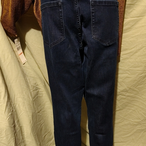 Women's Lane Bryant Jeans, LowRise Boot* Jeans, Deluxe Fit w/Flex Magic Waistban - Picture 7 of 7